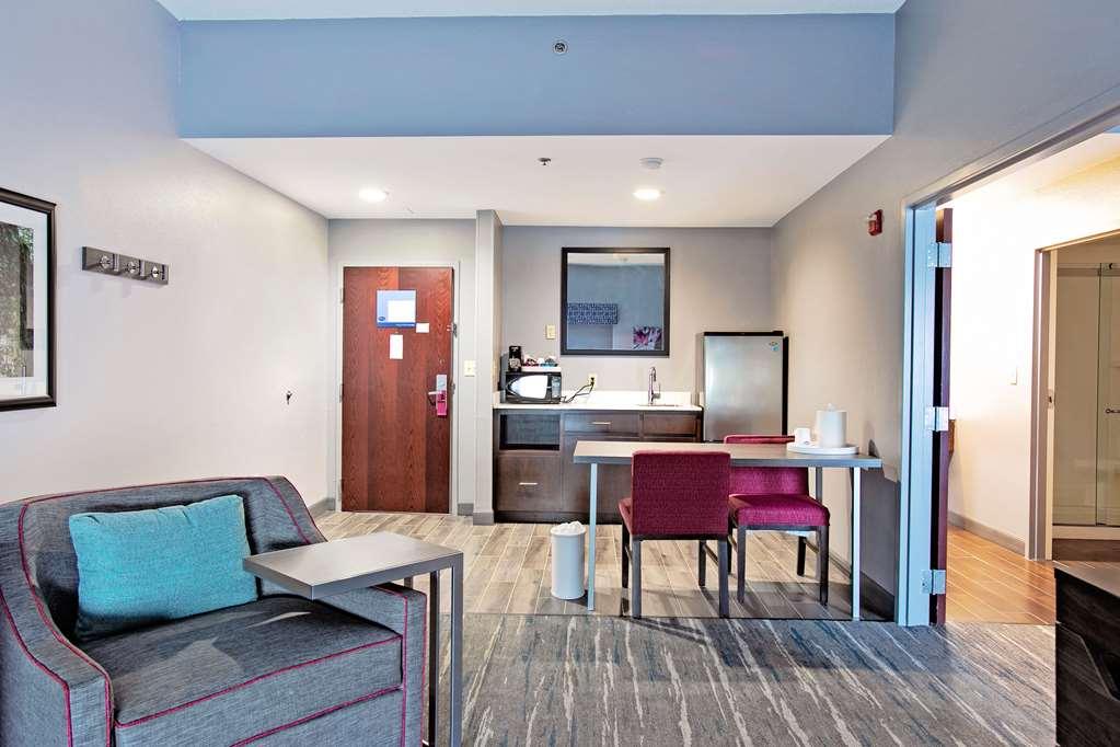 Hampton Inn 莫尔特里 客房 照片