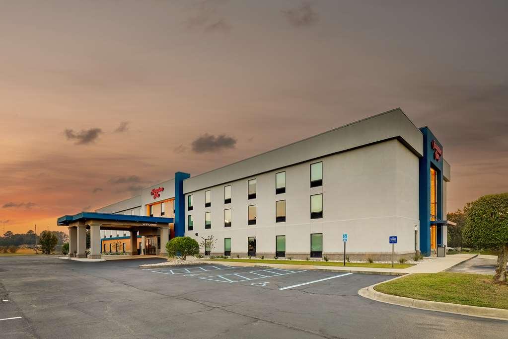 Hampton Inn 莫尔特里 外观 照片