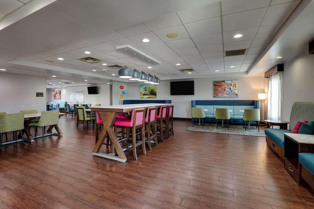 Hampton Inn 莫尔特里 餐厅 照片